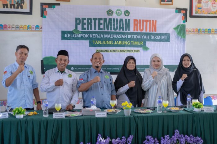 Kepala MIN 1 Tanjab Timur Hadiri Rapat KKM-MI