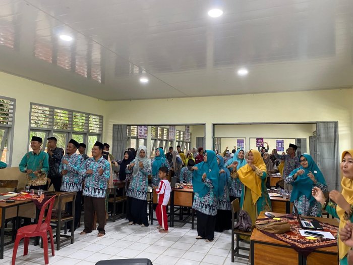 Workshop Implementasi KBC dan Deep Learning, Seru dan Mengasyikan