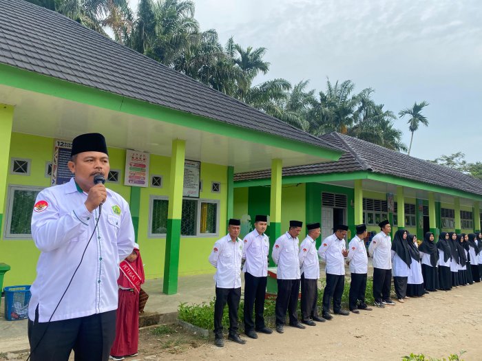 Syarifuddin :  Jagalah Sikap Disiplin dan  Kebersihan