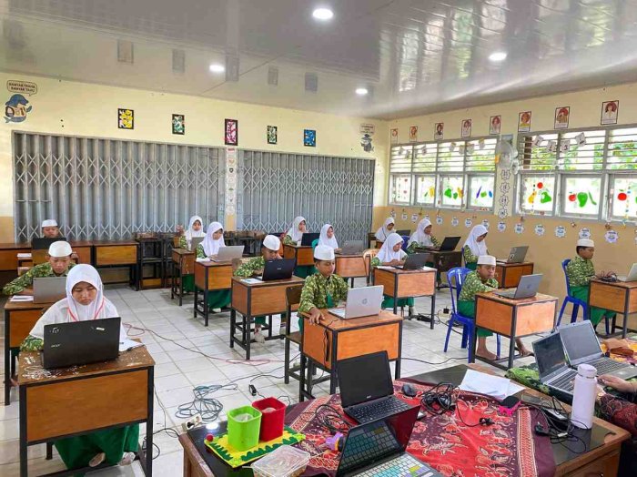 Hari Pertama TKA di MIN 1 Tanjab Timur Berjalan Lancar