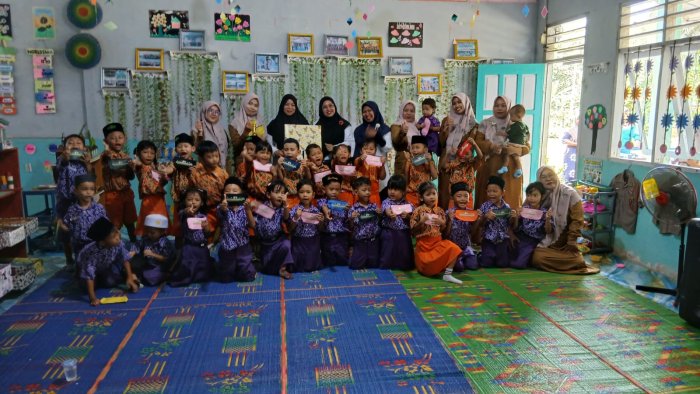 Tim Sosialisasi PPDB MIN 1 Tanjab Timur Sambangi TK Cahaya Harapan