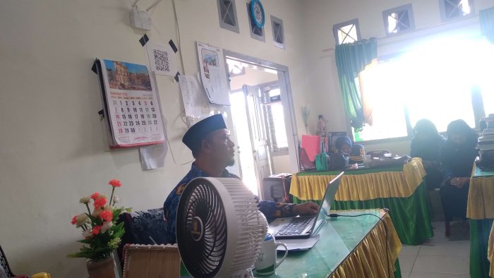 MiN 1 Tanjab Timur Gelar Rapat Rutin Bulanan
