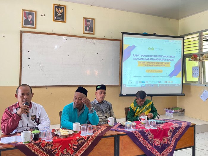 MIN 1 Tanjab Timur Gelar Rapat RKAM MIN 1 Tanjab Timur Gelar Rapat RKAM
