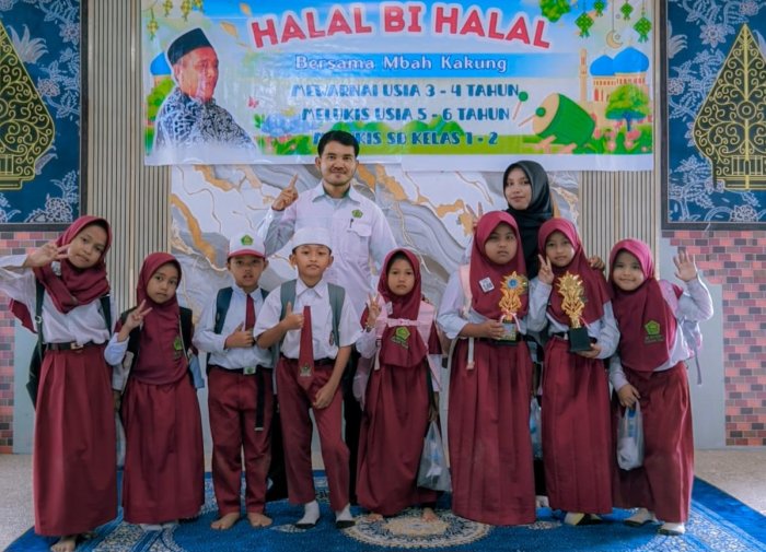 Siswa MIN 1 Tanjab Timur Borong Juara Melukis di Perayaan Halal Bihalal Rantau Rasau